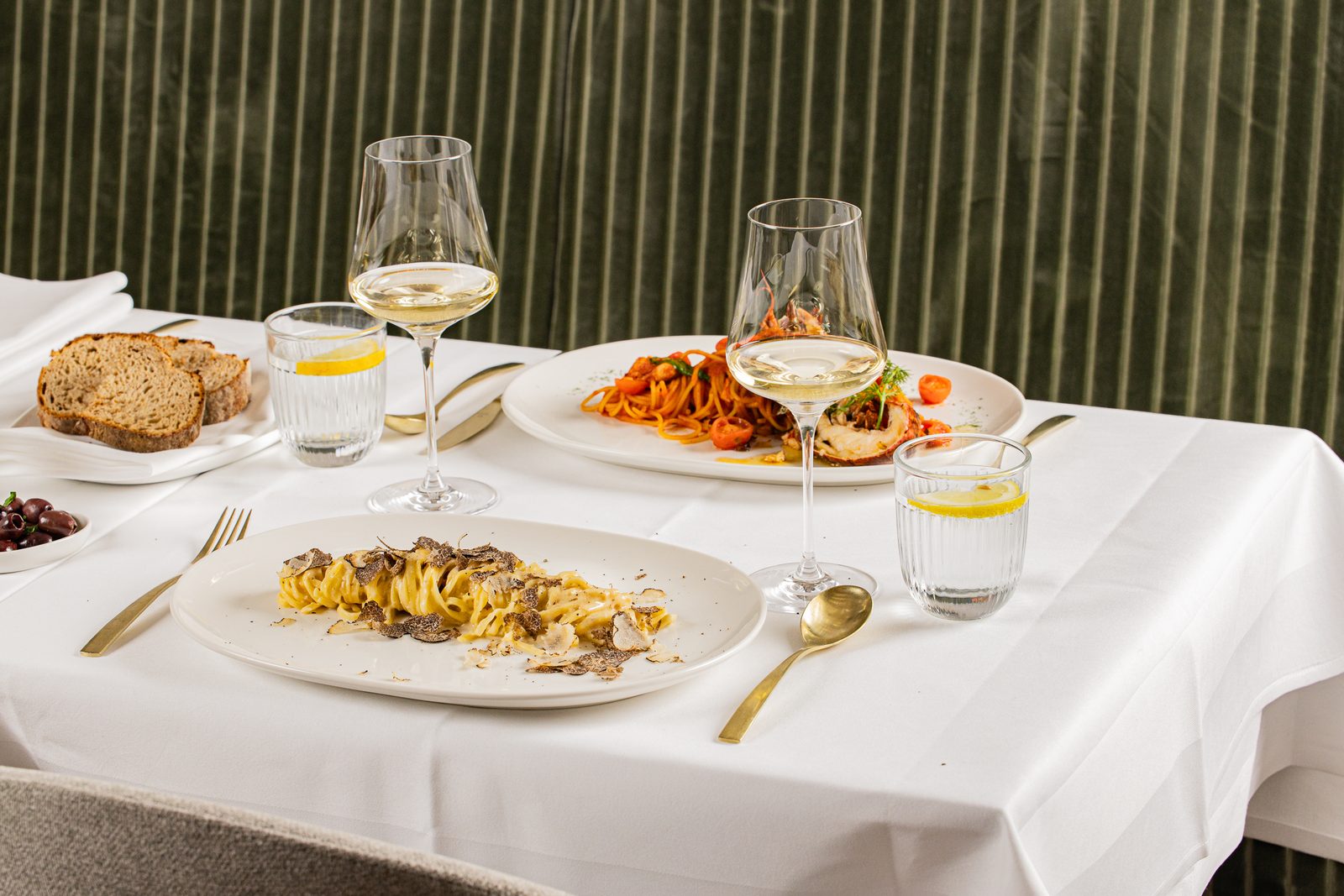 Lunch with pasta on the summer terrace in Charlottenburg